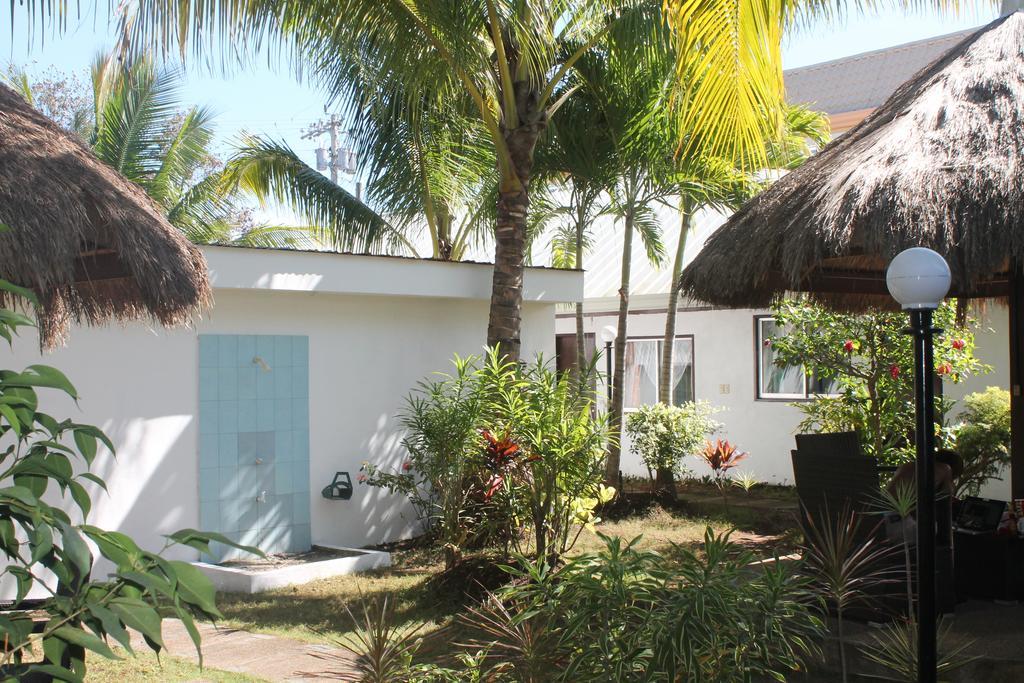 Paragayo Resort Tawala  Buitenkant foto