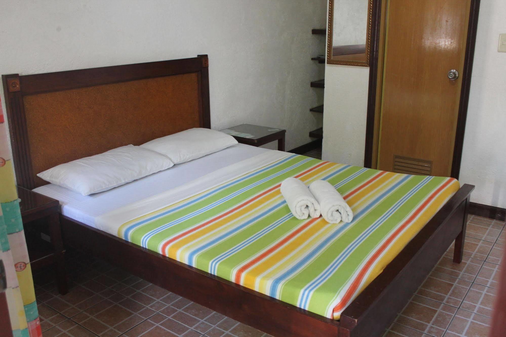 Paragayo Resort Tawala  Buitenkant foto