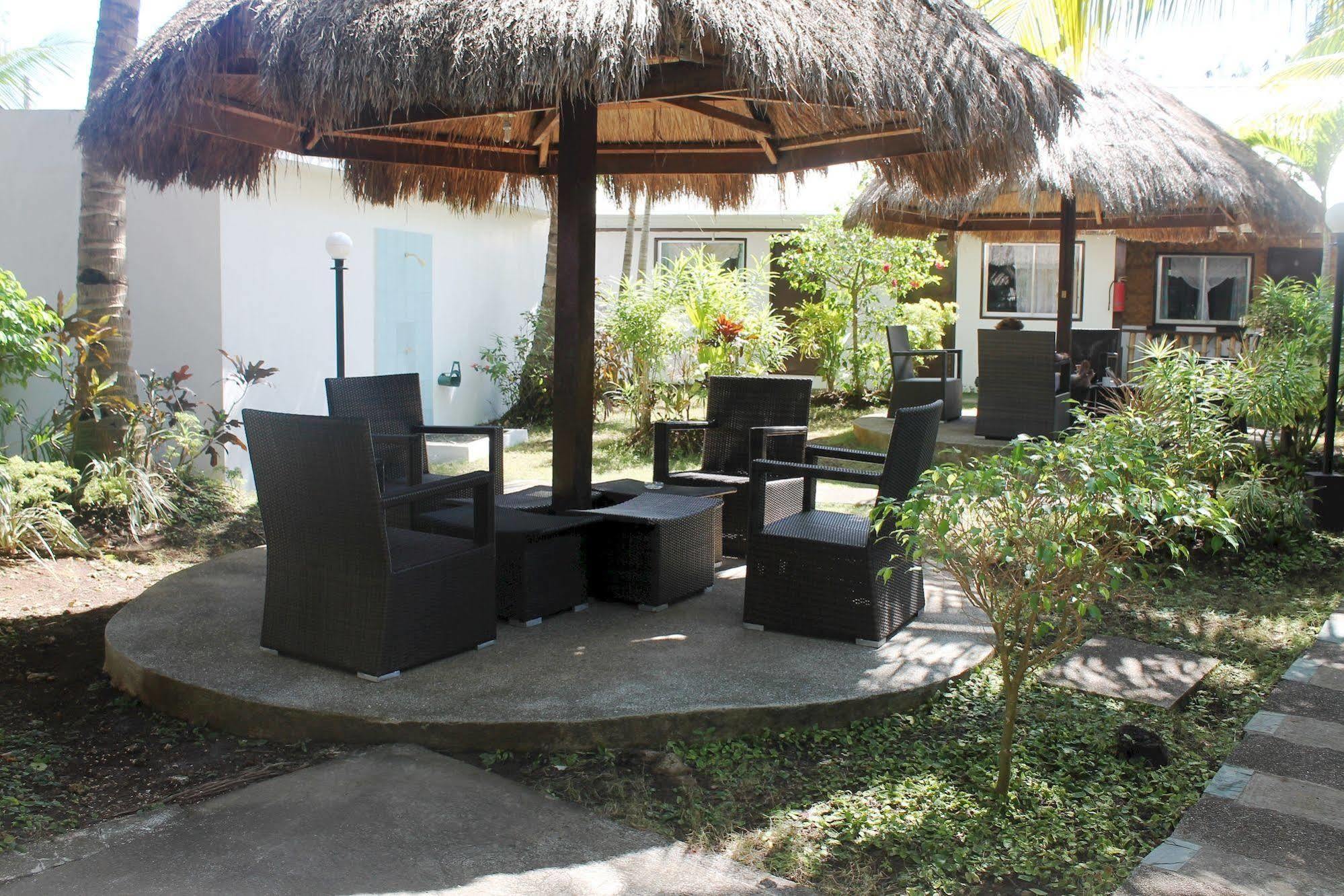 Paragayo Resort Tawala  Buitenkant foto