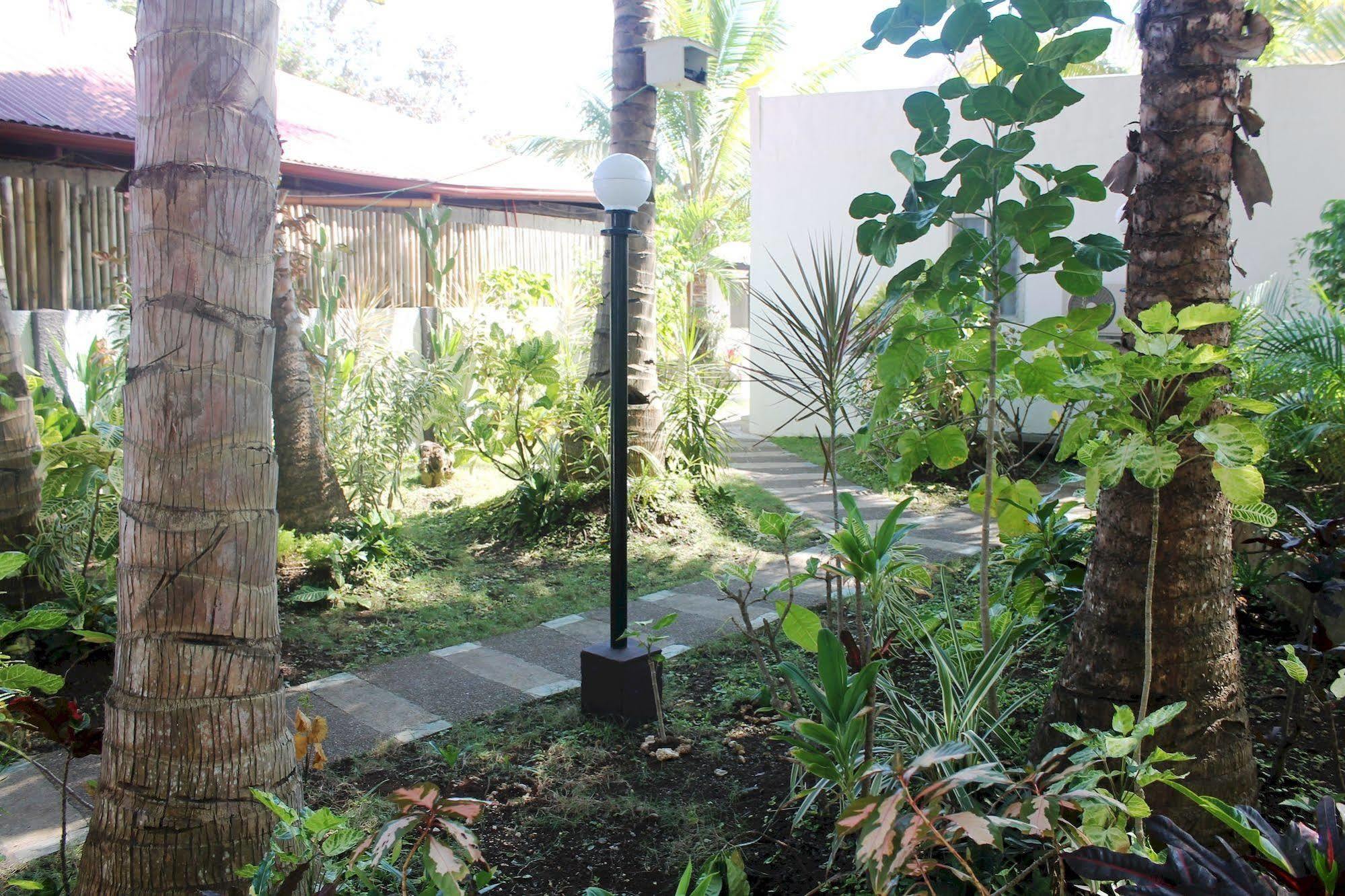 Paragayo Resort Tawala  Buitenkant foto